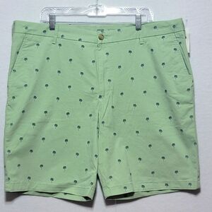 IZOD Men's Green Palm Tree Print Shorts NWT Waist 40. #726‎